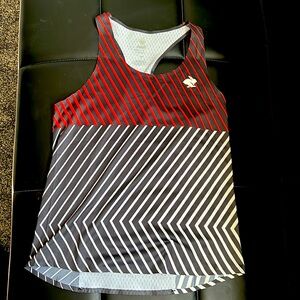 Rabbit tank women’s small